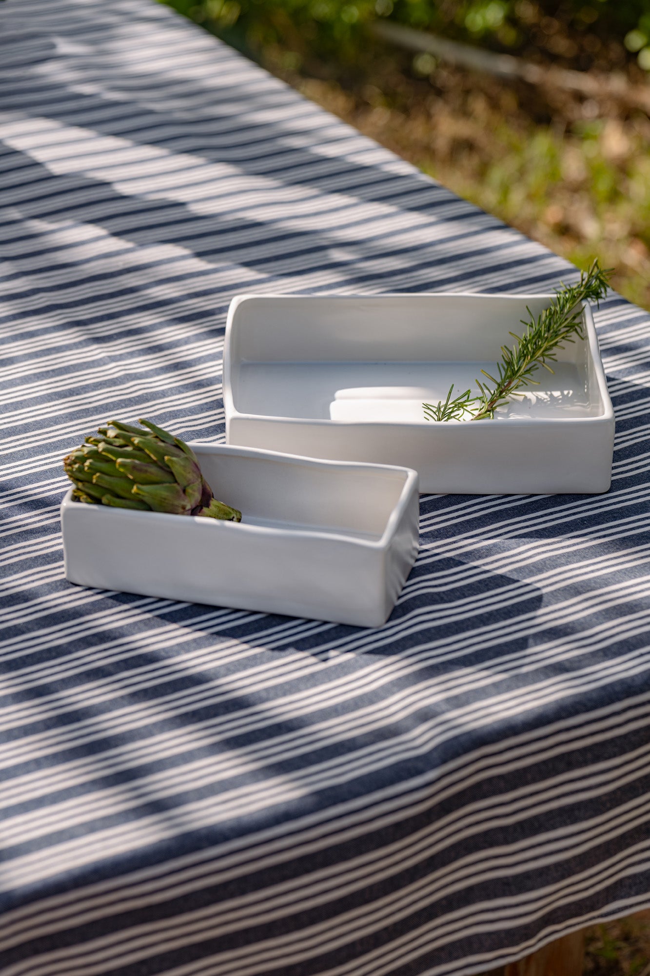 A cake-baking pan