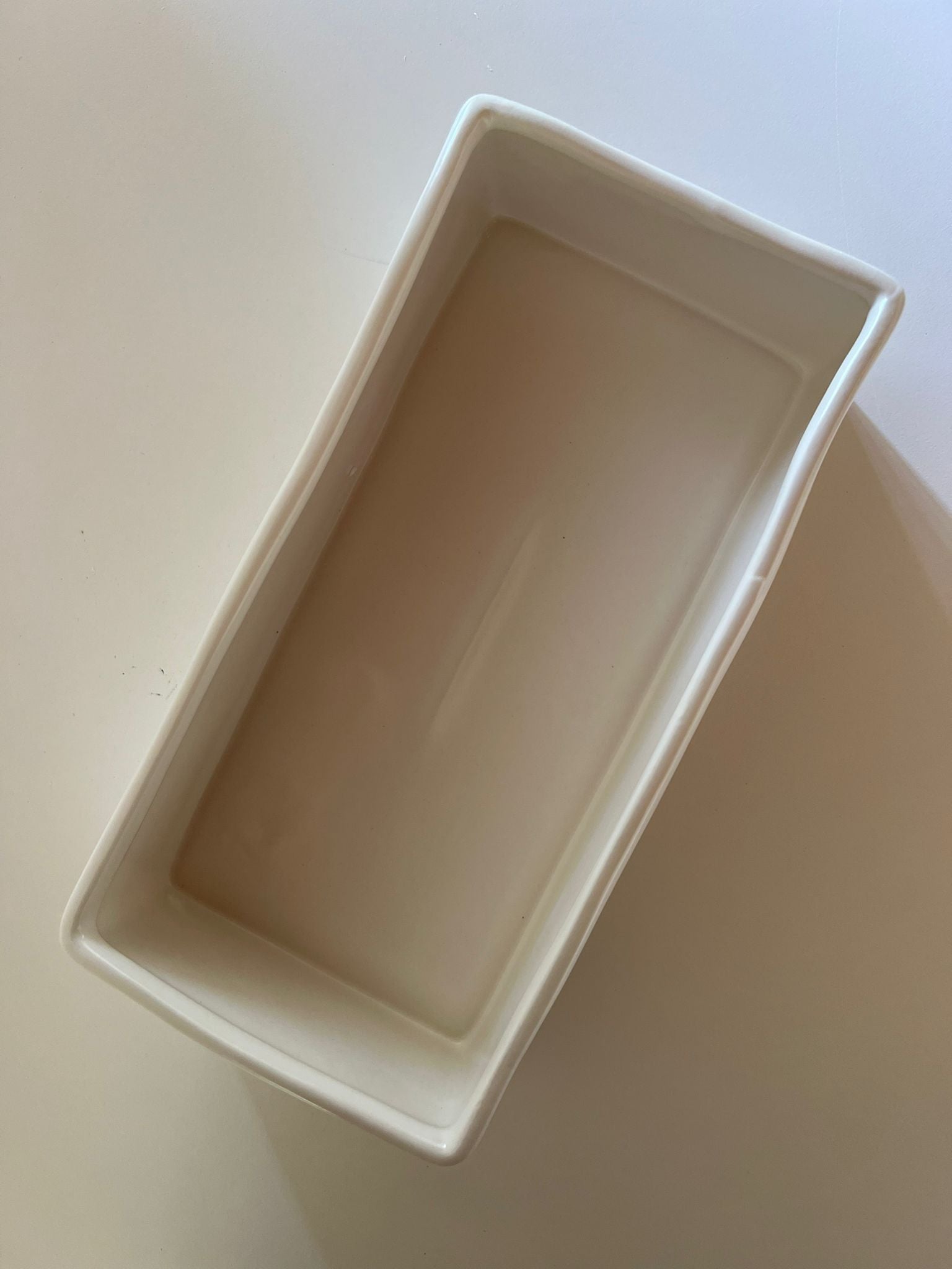 A cake-baking pan