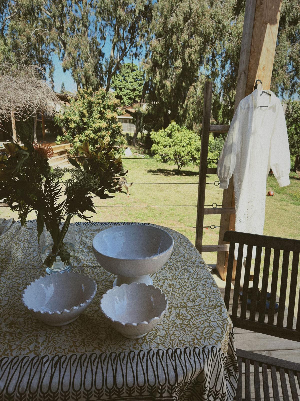 Tablecloth flowers